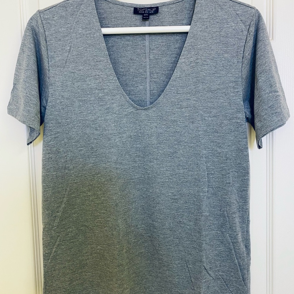 Topshop Gray Short Sleeve Tee Size US 6